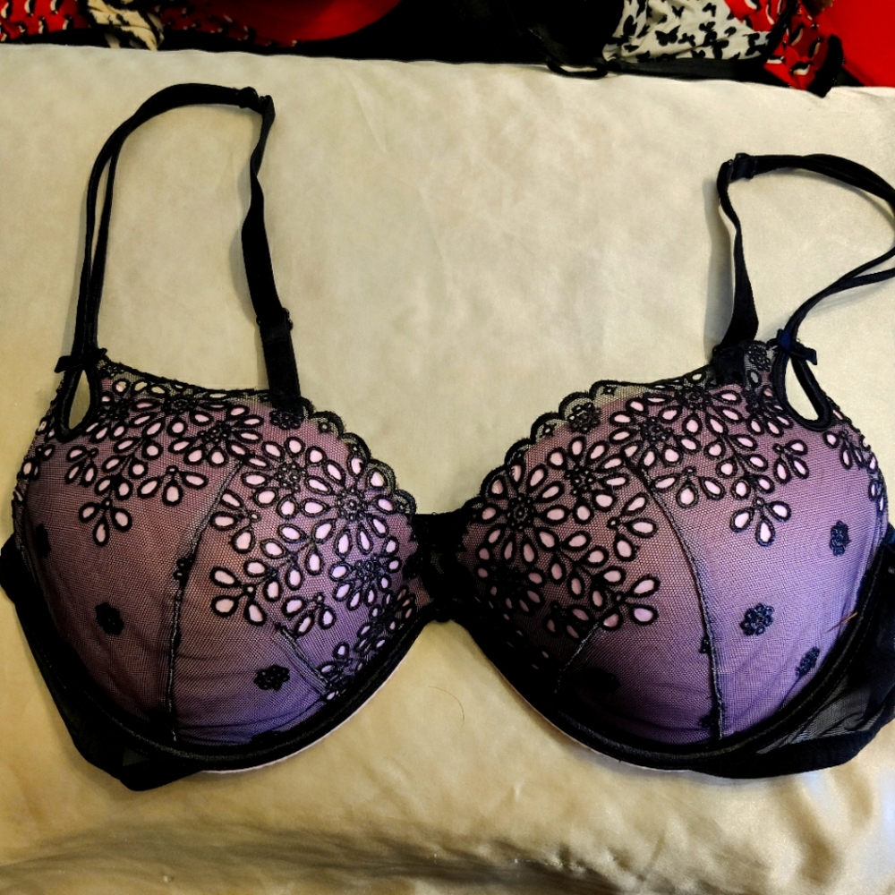 VS Sexy Little Things Bra 36D
